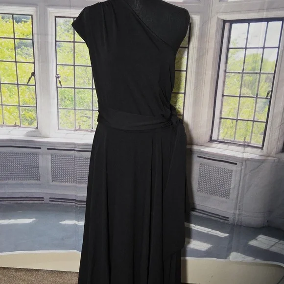 SHEIN Black One-Shoulder Dress With Pockets - Picture 1 of 6